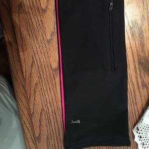 Reversible running belt with 2pockets.